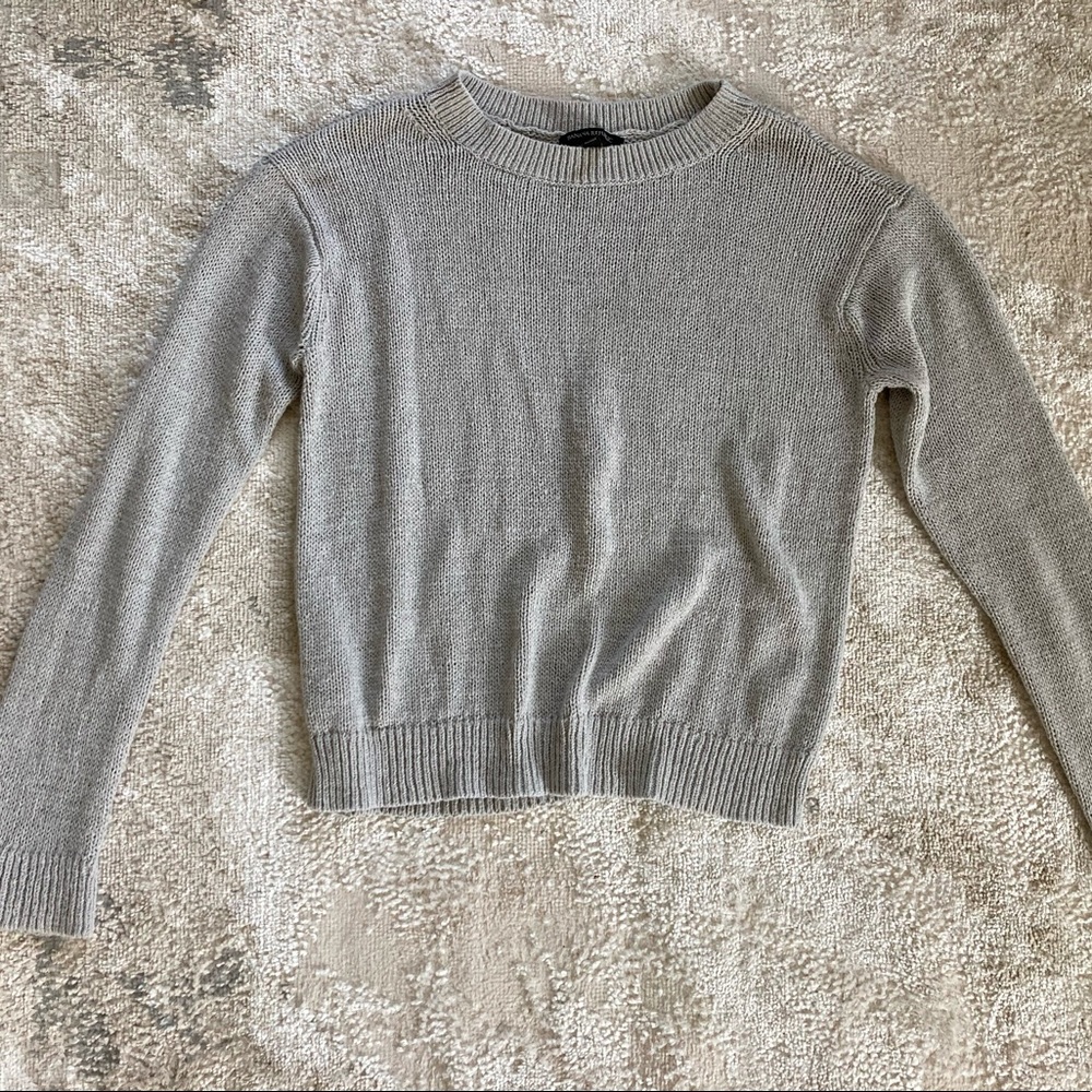 Banana Republic Women’s Crew Neck Grey Sweater